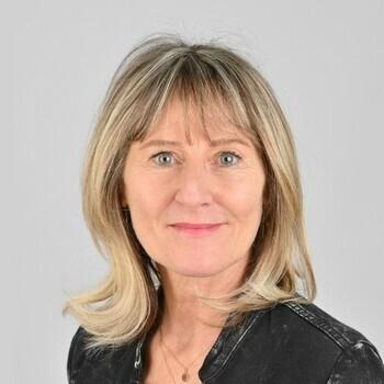 Karine FAY - FREJUS (83600) - 83600