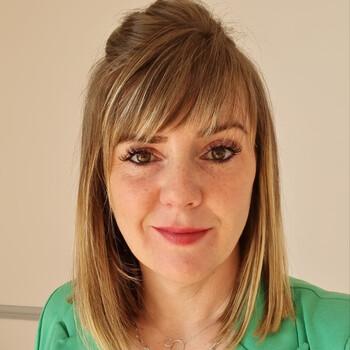 Hélène CARRE - VIERZON (18100) - 18100