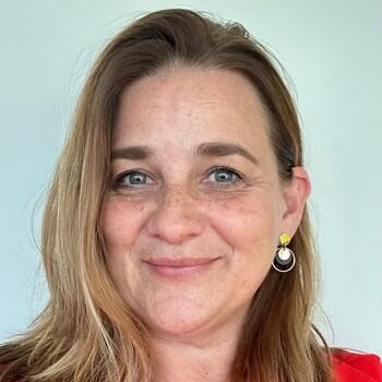 Pascale BENATOUIL - MARIGNANE (13700) - 13700