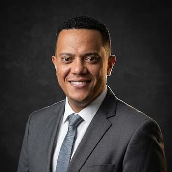 Stéphane MERTON - REMIRE-MONTJOLY (97354) - 97354